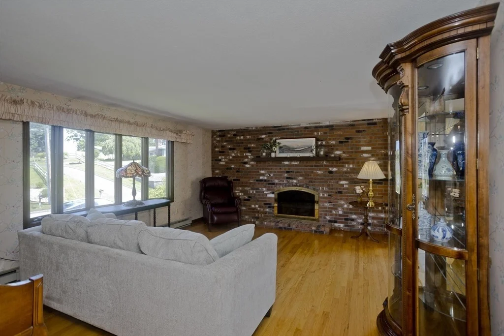 Photo of 9 Dowds Ln