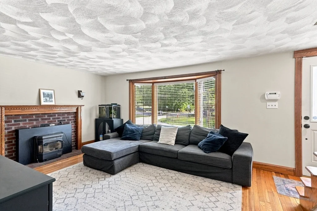 Photo of 1 Springwell Road