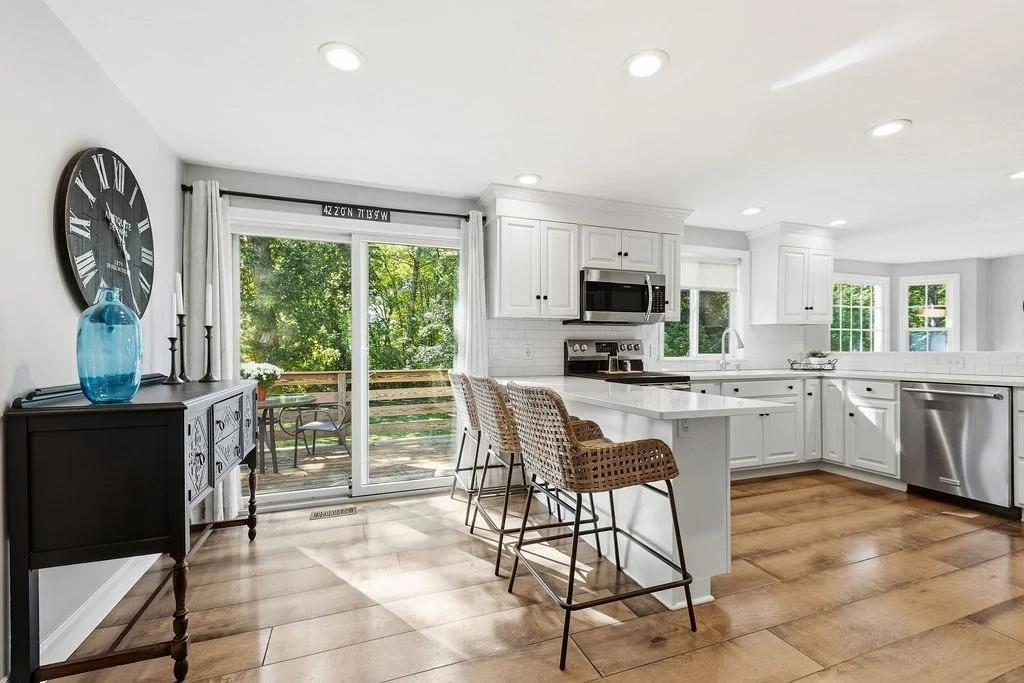 Photo of 15 River Edge Rd