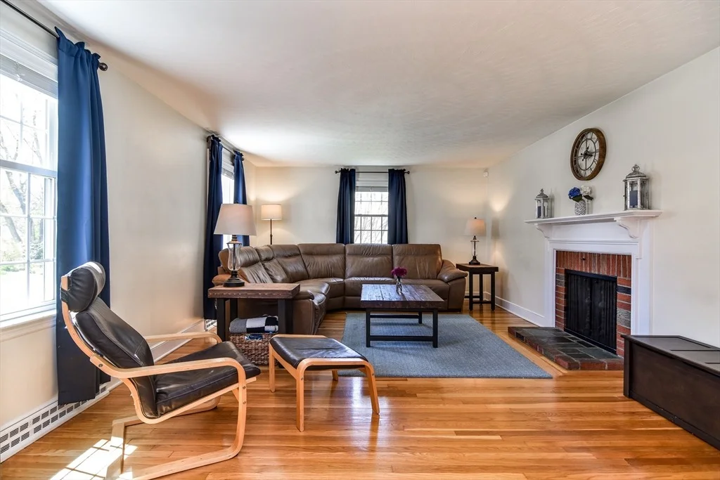 Photo of 15 Maple Lane