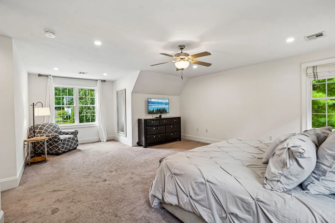 Photo of 75 Silver Fox Rd