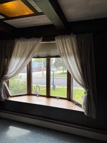 Photo of 438 Riverside St
