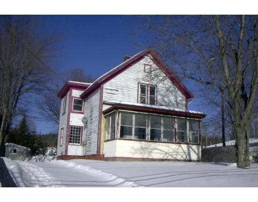 Photo of 2262 Main St