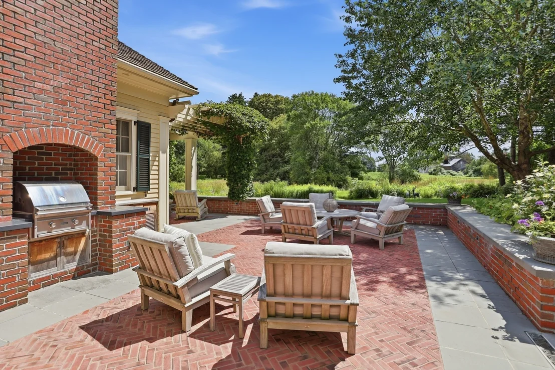 Photo of 55 Estabrook Road