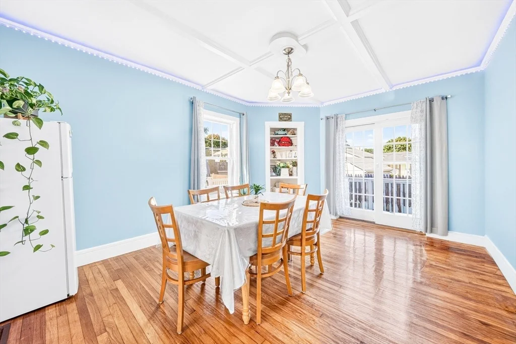 Photo of 22 Emerson