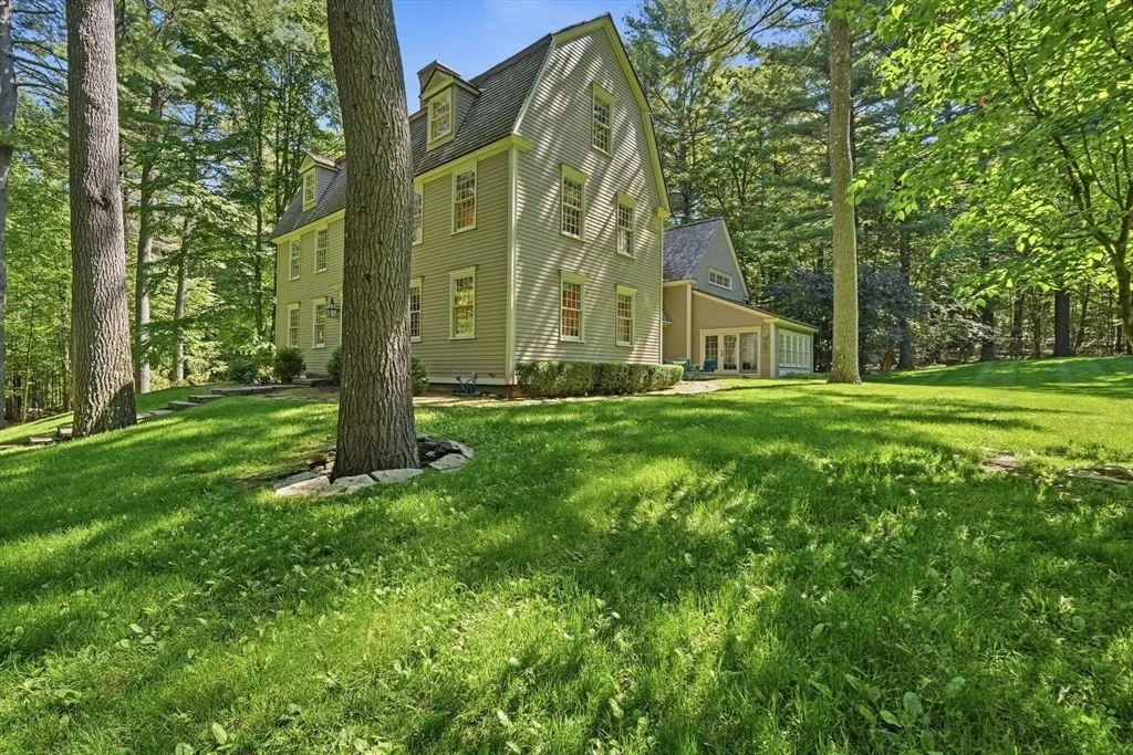 Photo of 36 Laurel Hill Dr