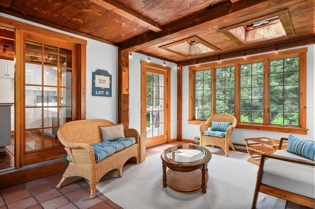 Photo of 17 Cedar Point Cir