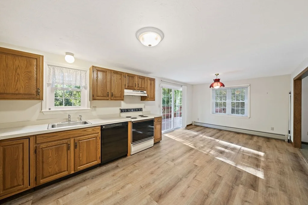 Photo of 20 Biscayne Dr