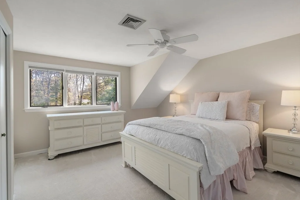 Photo of 26 Driftwood Cir