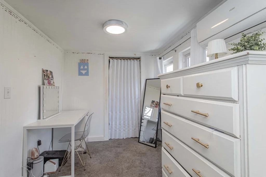 Photo of 21 Bisbee