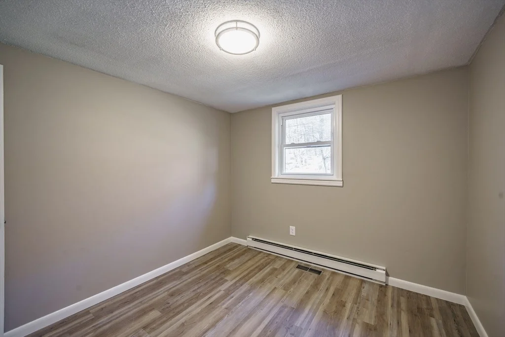 Photo of 172 Bumstead Rd