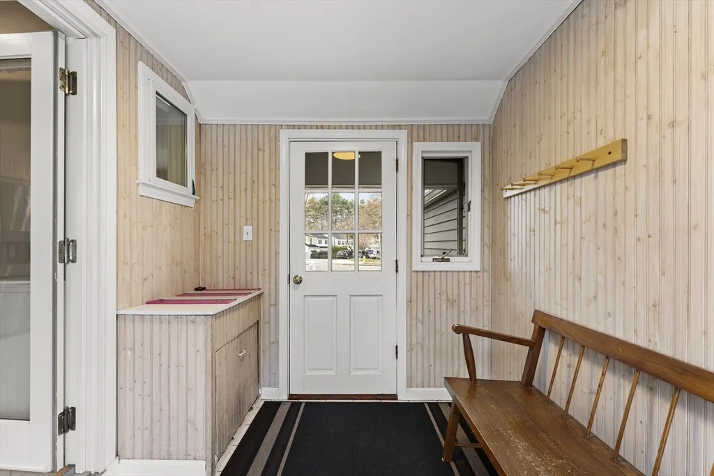 Photo of 1052 Greendale Ave