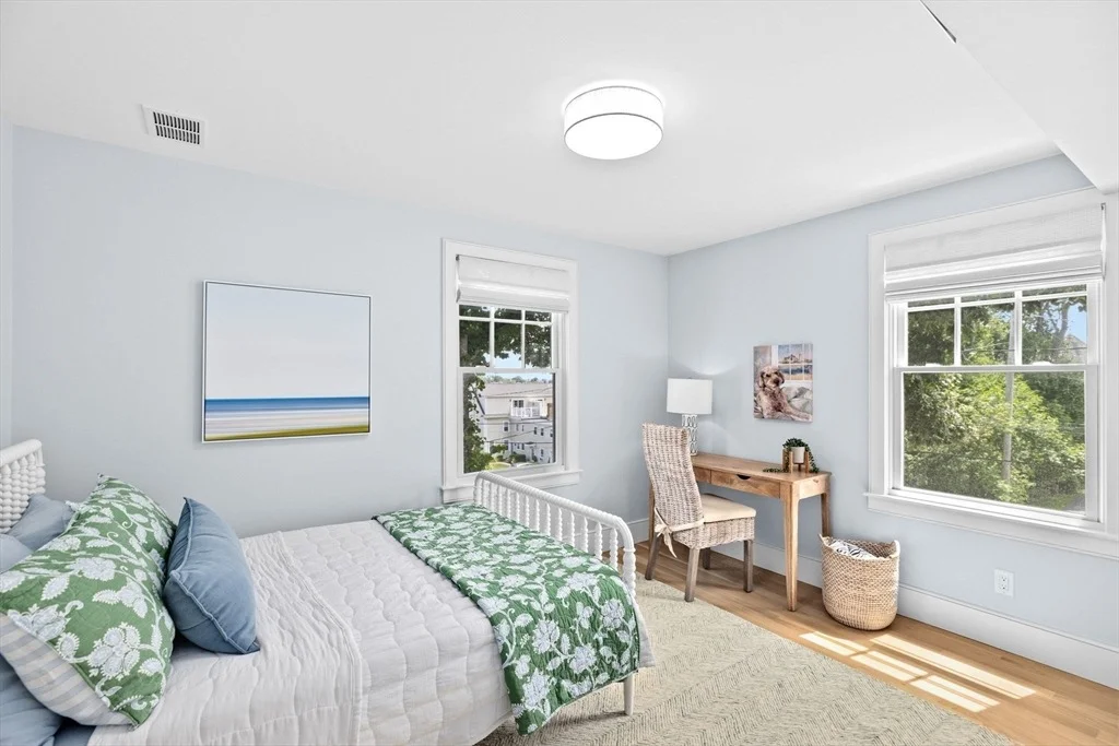 Photo of 10 Otis Place