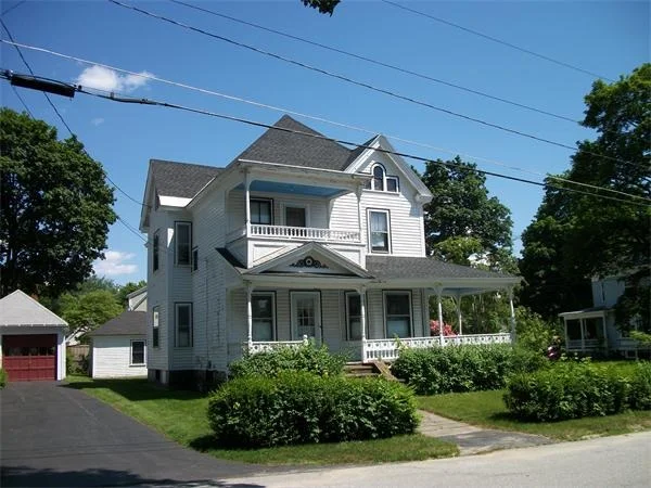 Photo of 75 Warner