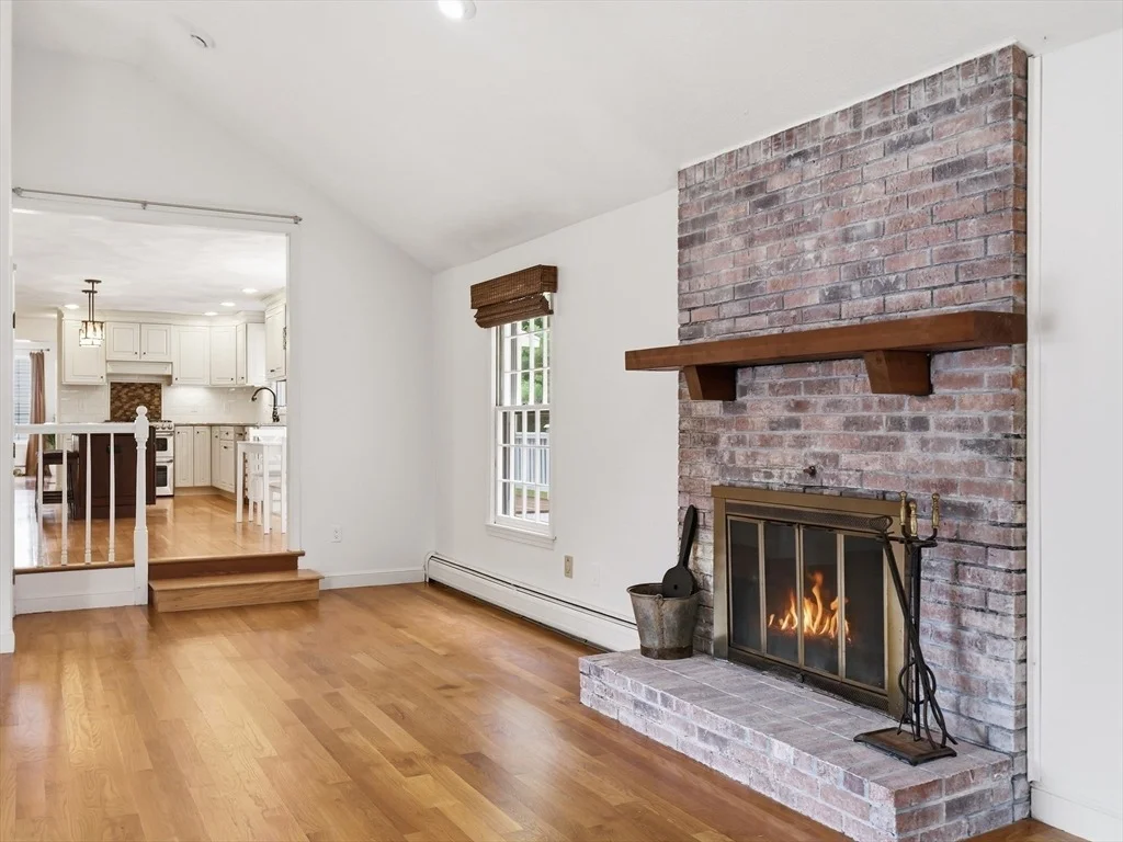 Photo of 4 Nicoll Dr