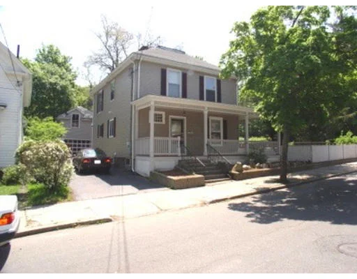 Photo of 370 Central St