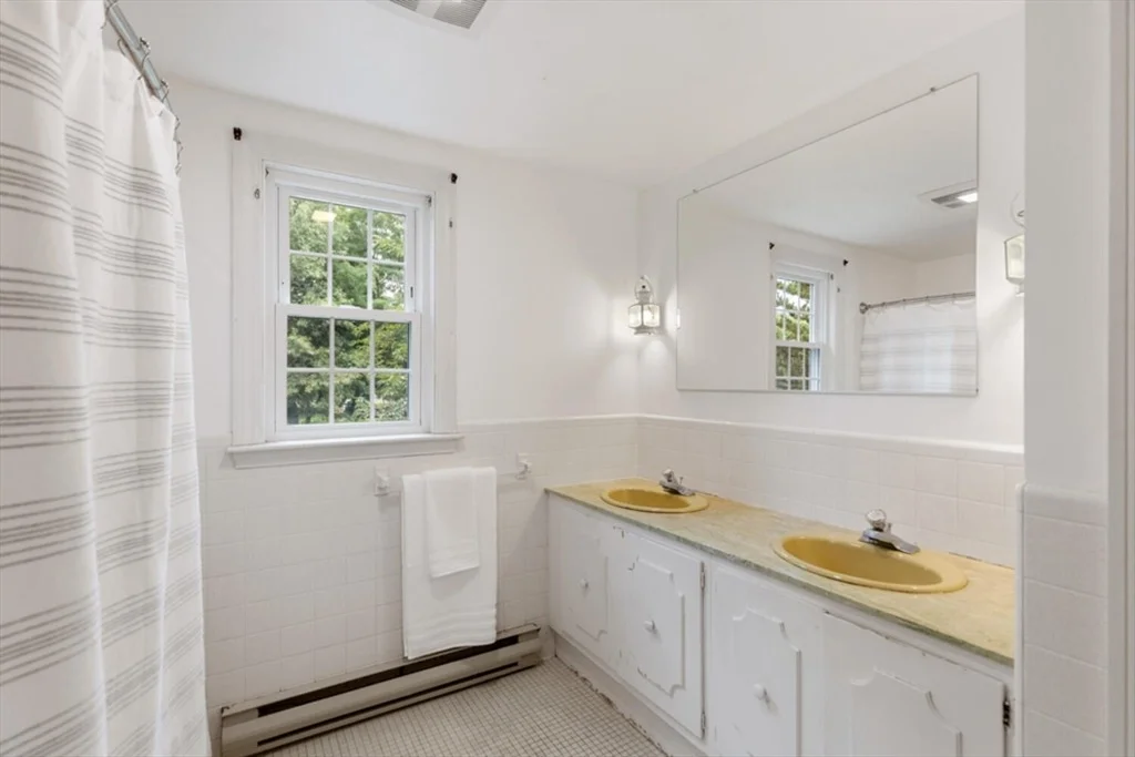 Photo of 108 Indian Spring Rd