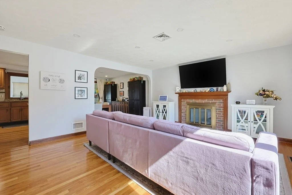 Photo of 19 Weir Rd