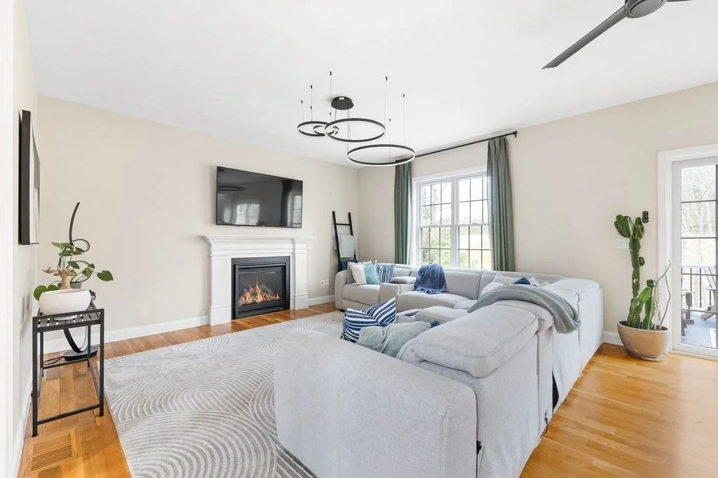 Photo of 656 Shining Rock Dr