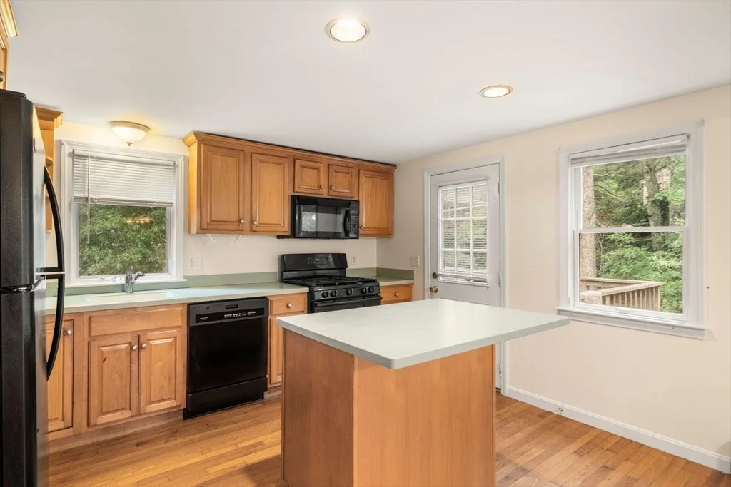 Photo of 311 Cotuit Rd