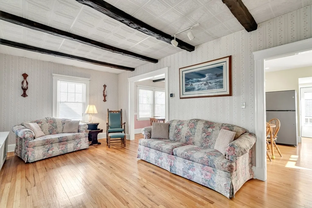 Photo of 10 Bartlett Avenue