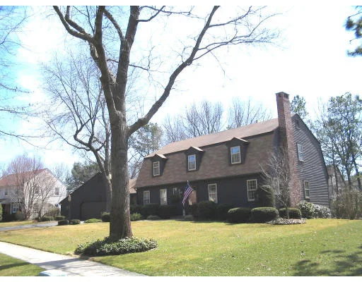Photo of 105 Lawrence Drive