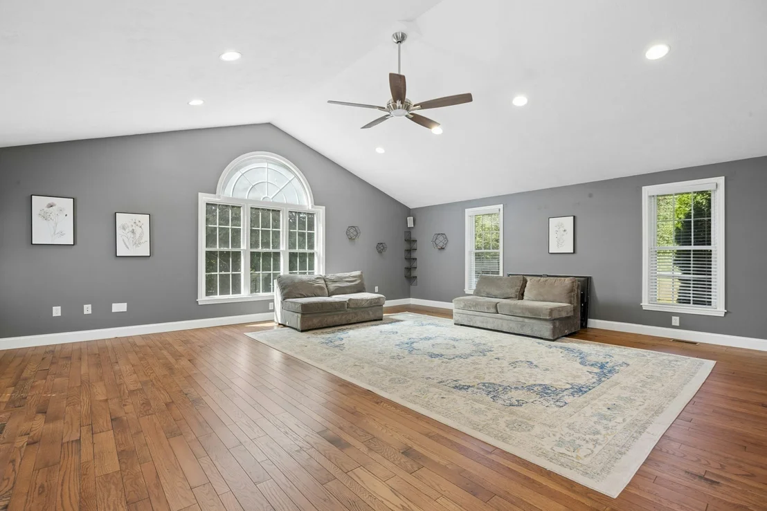 Photo of 9 Cameron Dr