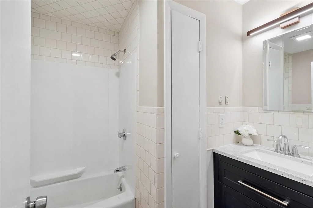 Photo of 41 Maple St