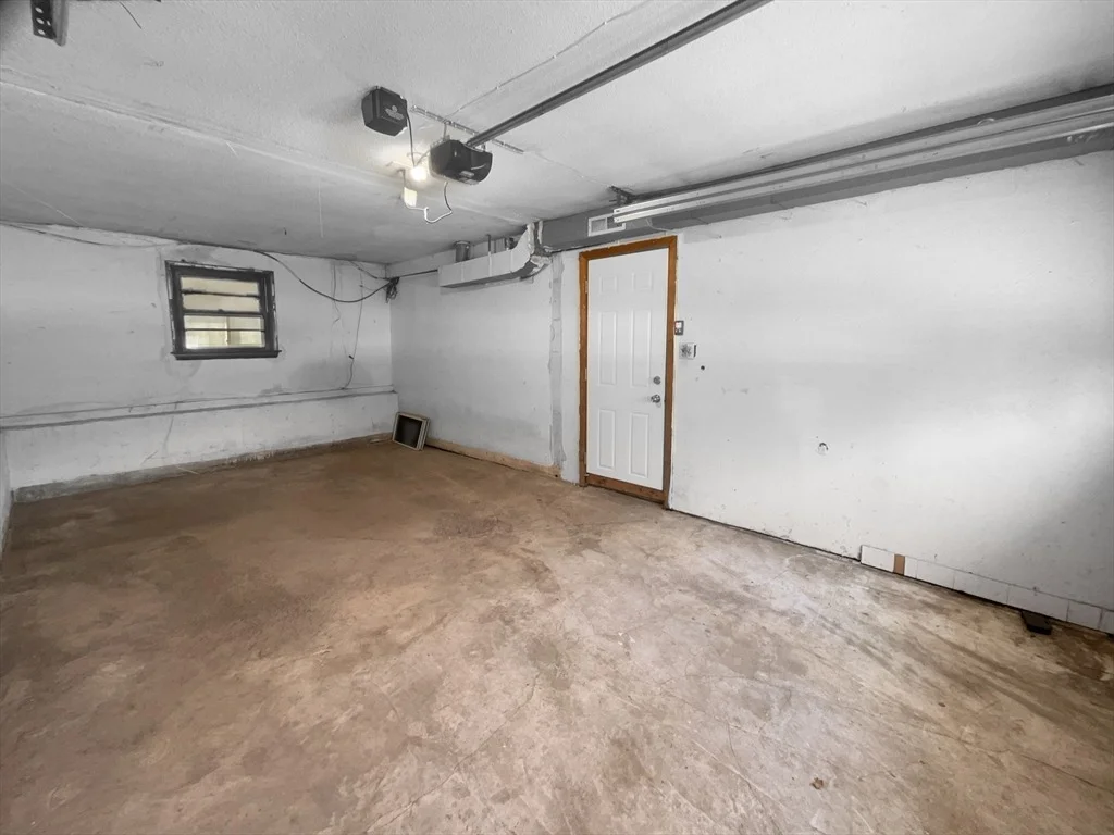 Photo of 14 Sandy Brook Rd