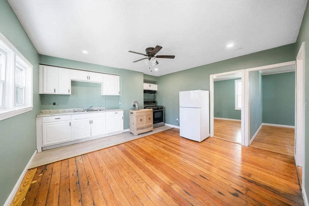 Photo of 482 Snell St