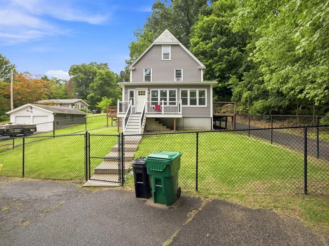 Photo of 96 Granby Rd