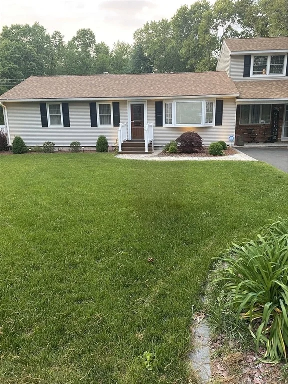 Photo of 92 Ludlow Rd