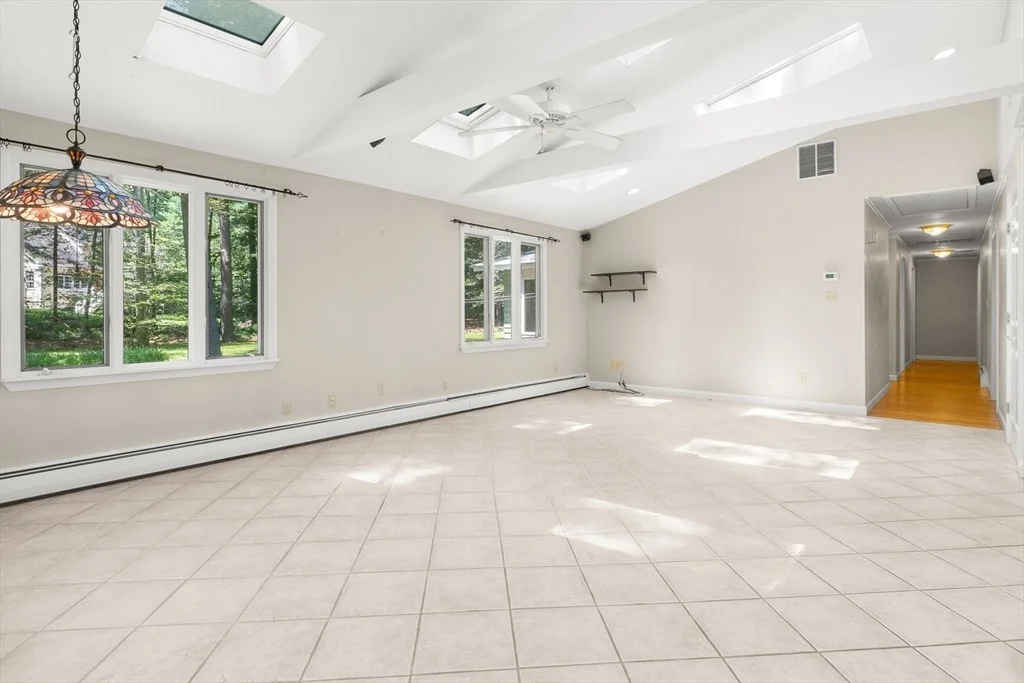 Photo of 118 Echo Cove Road