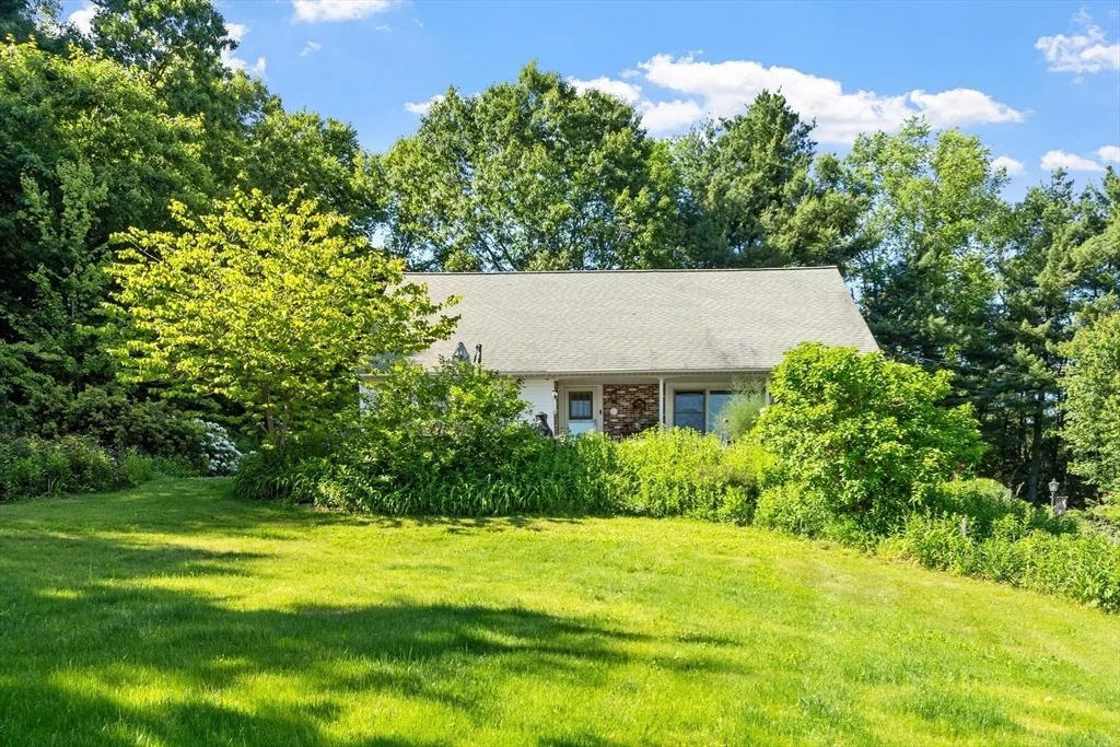 Photo of 33 Taft Rd