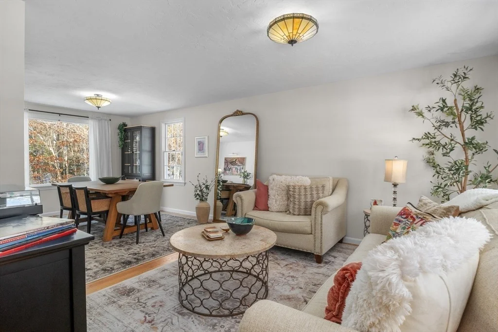 Photo of 76 Elyse Rd