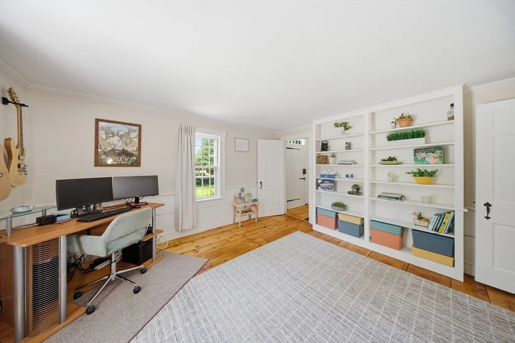Photo of 46 Willard Rd
