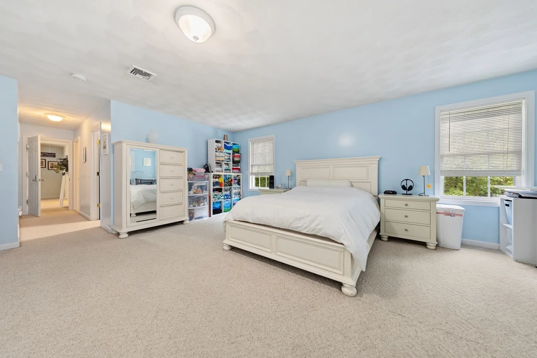 Photo of 115 Cathedral Drive