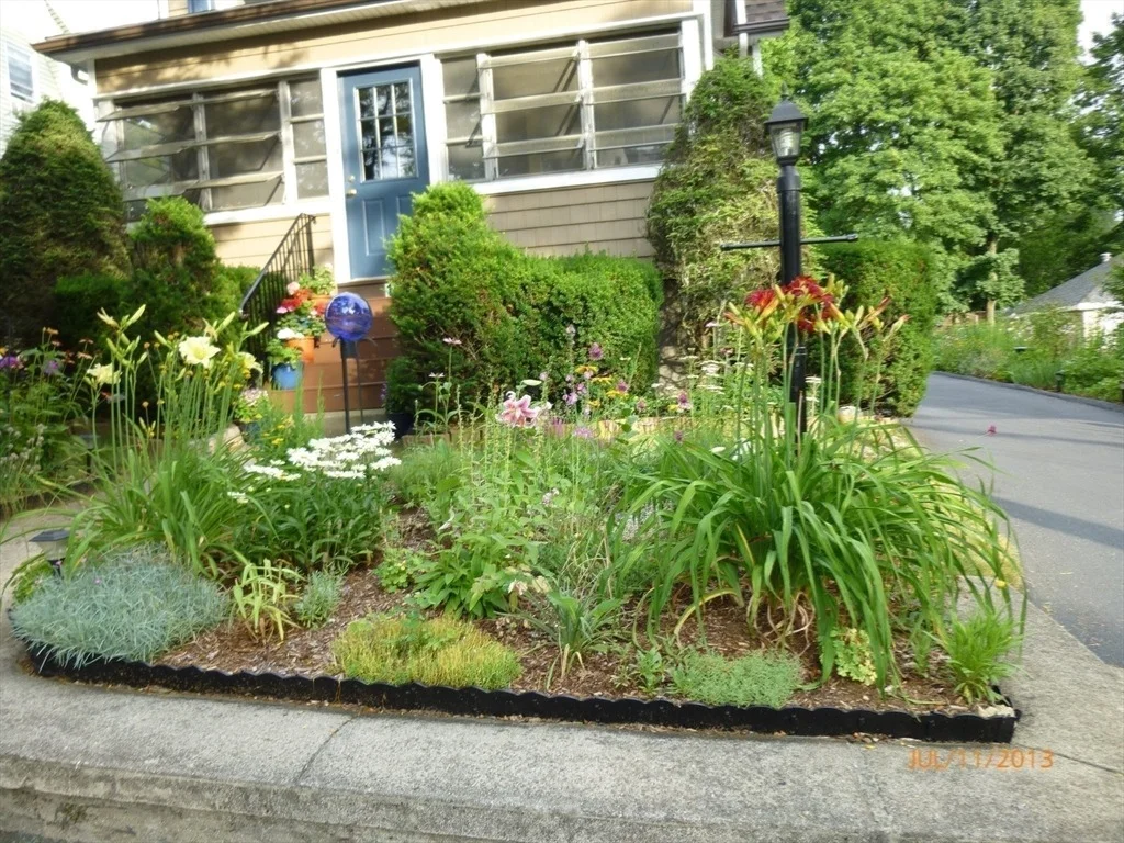 Photo of 10 Dow Ave