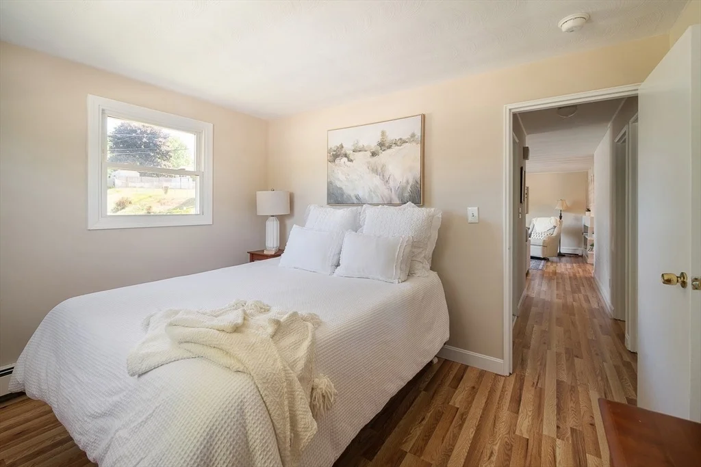 Photo of 9 Upper Joclyn Avenue