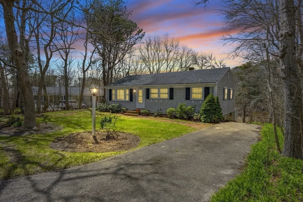 Photo of 21 Uncatena Rd