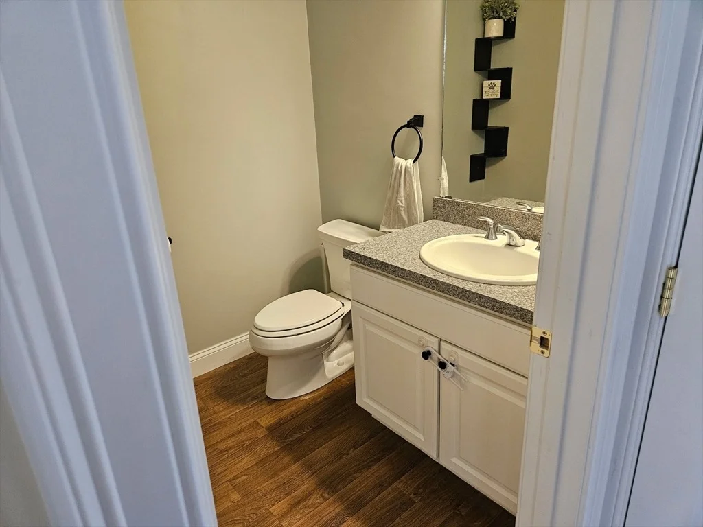 Photo of Unit B at 45 Longview Circle