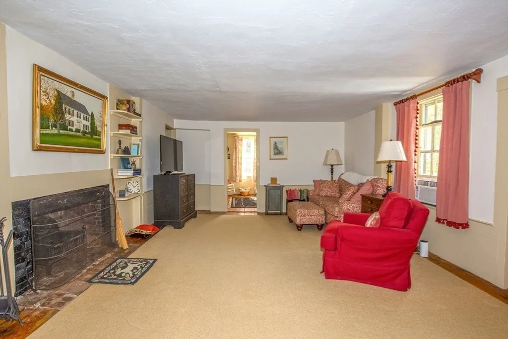 Photo of 162 Boston Rd