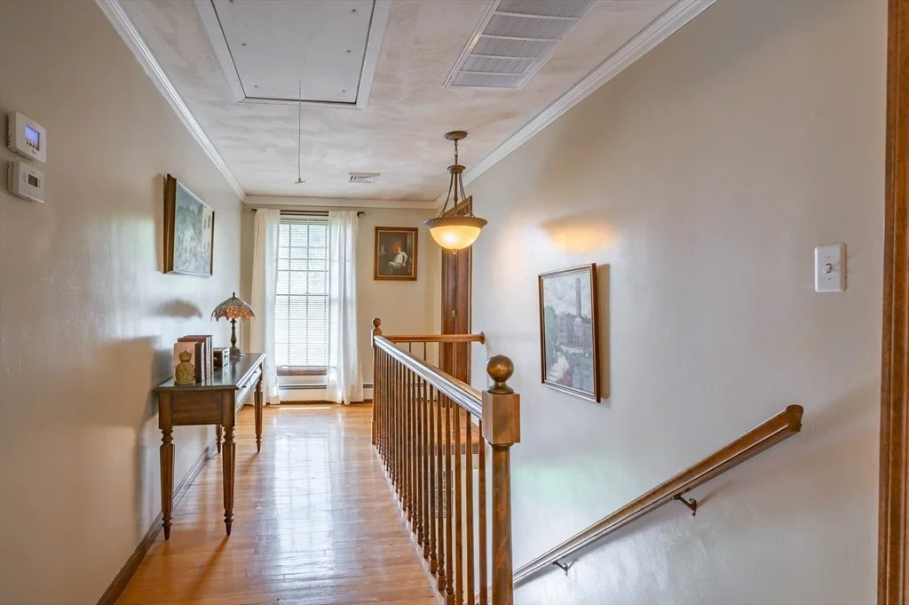 Photo of 127 Catamount Rd