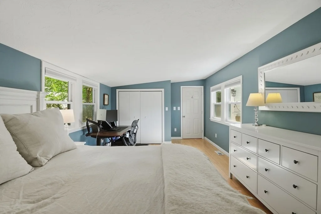 Photo of 12 Pleasant Cir
