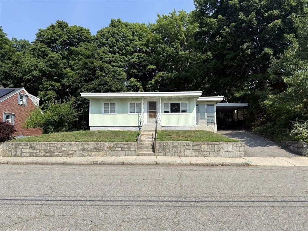 Photo of 36 Fifth Avenue