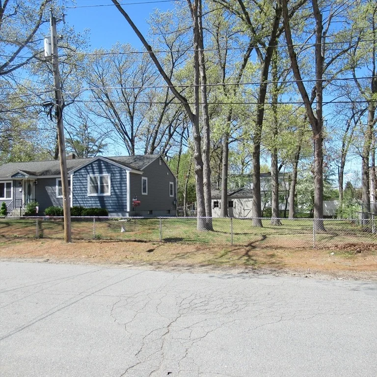 Photo of 116 Commonwealth Ave