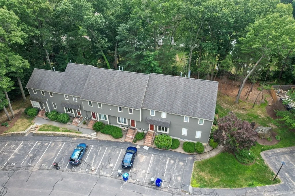 Photo of Unit 1 at 9 Deer Path