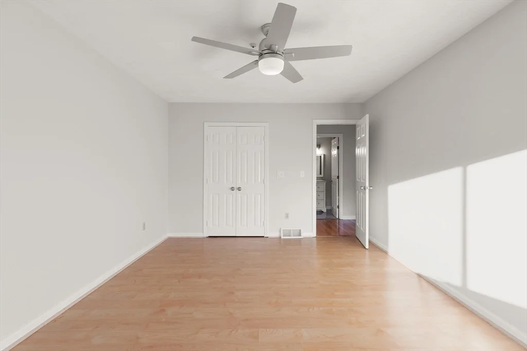 Photo of Unit 21 at 21 Hawthorne Circle