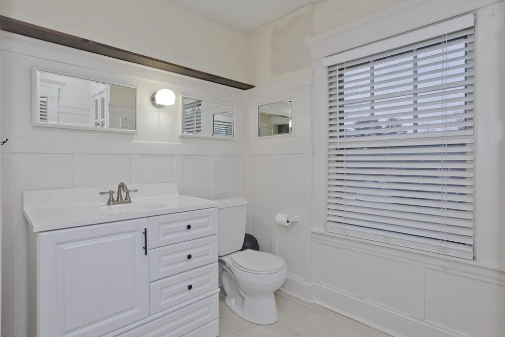 Photo of 29 Rhinebeck Ave
