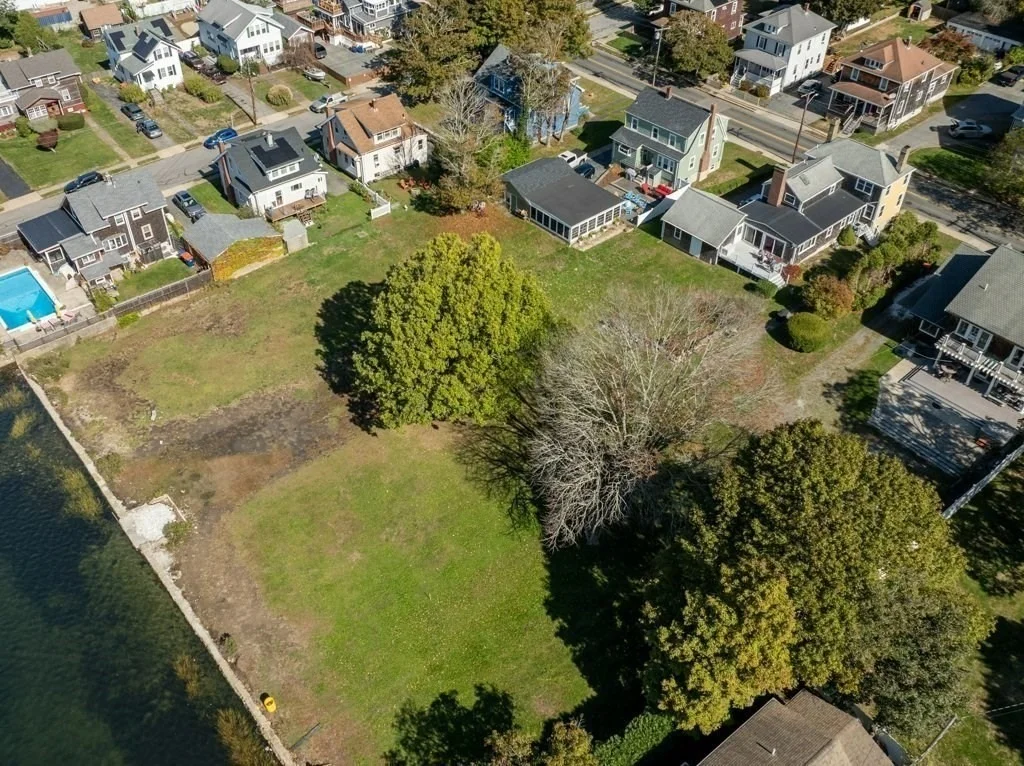 Photo of 164 Main St